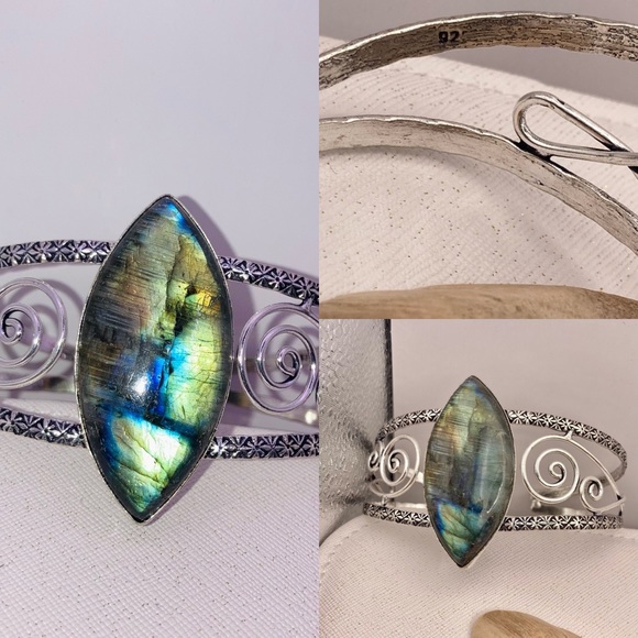 Huge Natural Labradorite Gemstone Handmade Bangle - Picture 2 of 5